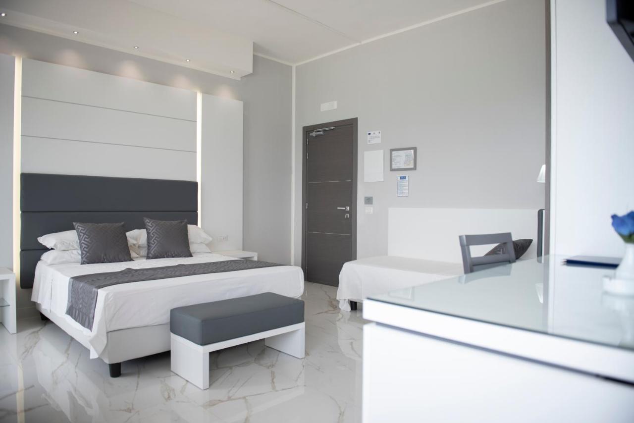 Hotel Blu Porto Cesareo Kültér fotó
