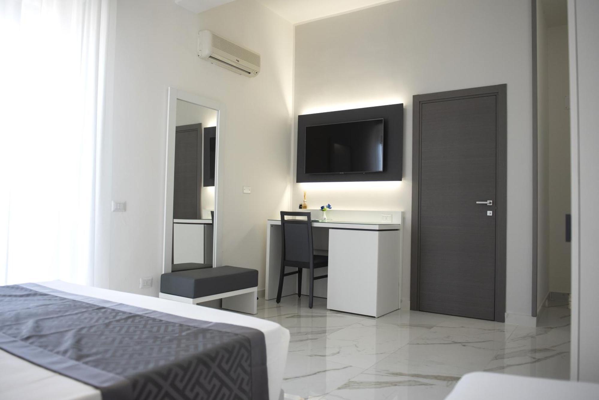 Hotel Blu Porto Cesareo Kültér fotó